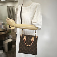 画像をギャラリービューアに読み込む, Louis Vuitton<br >サックプラBB
