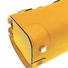 画像をギャラリービューアに読み込む, Valextra&lt;br &gt;バビラ マイクロ
