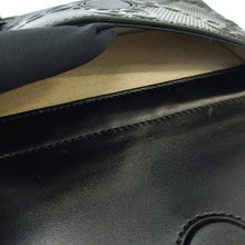 画像をギャラリービューアに読み込む, GUCCI&lt;br &gt;GGエンボス ベルトバッグ
