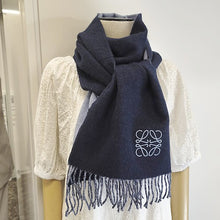 画像をギャラリービューアに読み込む, LOEWE&lt;br &gt;アナグラム マフラー
