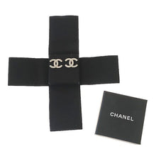 画像をギャラリービューアに読み込む, CHANEL<br >ココマーク ピアス
