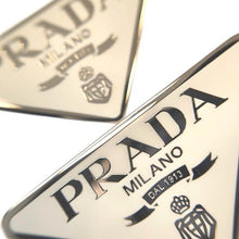画像をギャラリービューアに読み込む, PRADA<br >メタル ヘアピン
