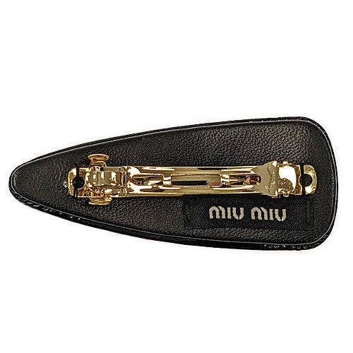 miumiu パテントレザー ヘアクリップ ギフトに】MIU MIU『パテントレザー ヘアクリップ』送料込
