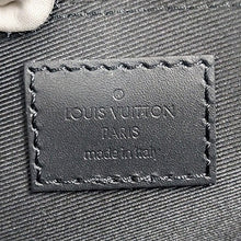 画像をギャラリービューアに読み込む, Louis Vuitton&lt;br &gt;LV ムーン･クロスボディ
