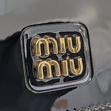 画像をギャラリービューアに読み込む, MIUMIU&lt;br &gt;カードケース
