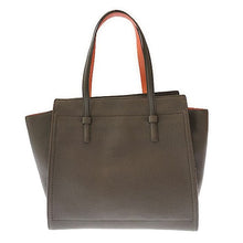 画像をギャラリービューアに読み込む, Ferrgamo&lt;br &gt;エイミー
