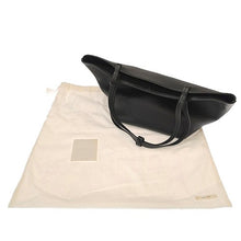 画像をギャラリービューアに読み込む, THE ROW<br >Park Tote Three
