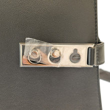 画像をギャラリービューアに読み込む, DELVAUX<br >タンペートGM
