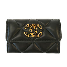 画像をギャラリービューアに読み込む, CHANEL<br >19 フラップ カードケース
