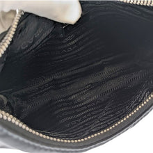 画像をギャラリービューアに読み込む, PRADA&lt;br &gt;Re-Edition 2005 Re-Nylon ミニバッグ
