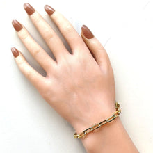 画像をギャラリービューアに読み込む, Cartier<br />サントス　ミディアム(MM)　2025年製
