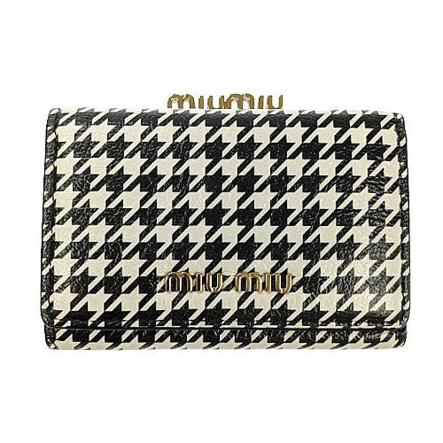 MIUMIU<br >三つ折りウォレット