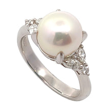 画像をギャラリービューアに読み込む, Pt900&lt;br /&gt;パール×ダイヤモンド リング

