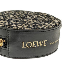 画像をギャラリービューアに読み込む, LOEWE&lt;br &gt;クッキーポーチ
