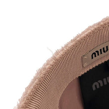 画像をギャラリービューアに読み込む, MIUMIU&lt;br &gt;ロゴキャップ
