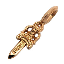 画像をギャラリービューアに読み込む, CHROME HEARTS&lt;br /&gt;ダガー スタックチャーム
