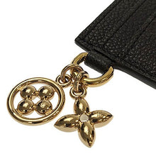 画像をギャラリービューアに読み込む, Louis Vuitton&lt;br &gt;カードケースポルトカルト・LVチャーム
