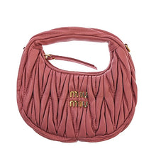 画像をギャラリービューアに読み込む, MIUMIU<br >ワンダー マテラッセレザー ホーボー ミニバッグ
