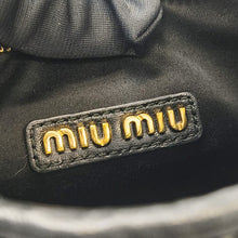 画像をギャラリービューアに読み込む, MIUMIU<br >ワンダー マテラッセレザー ホーボーバッグ
