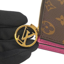 画像をギャラリービューアに読み込む, Louis Vuitton<br >ポルトフォイユ・リサ

