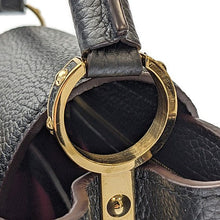 画像をギャラリービューアに読み込む, Louis Vuitton&lt;br &gt;カプシーヌBB
