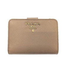 画像をギャラリービューアに読み込む, PRADA&lt;br &gt;二つ折りウォレット
