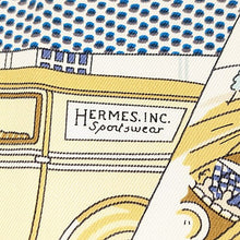 画像をギャラリービューアに読み込む, HERMES&lt;br &gt;カレ70 L Elegance et le Confort en Automobile
